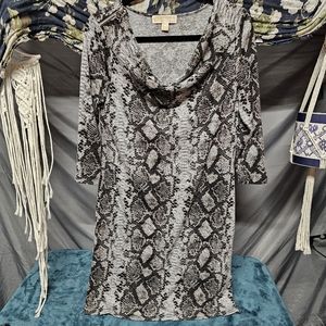 3/$25 Michael Kors Snakeskin Midi Dress size Medium